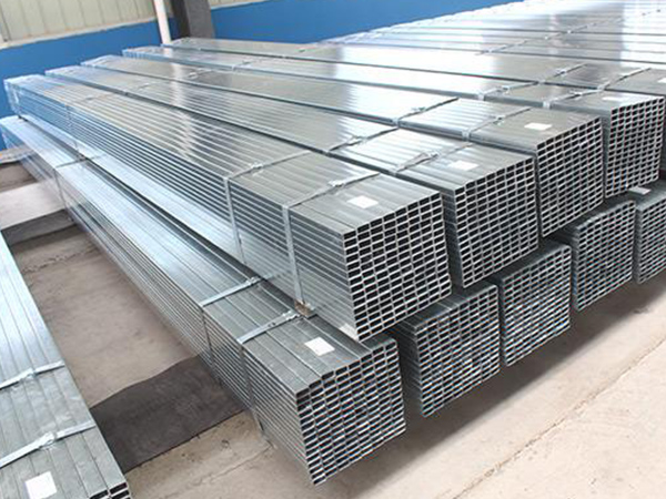 幕墻用熱鍍鋅方管優(yōu)勢(shì)是什么，選購(gòu)時(shí)需要注意什么？